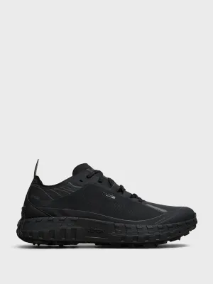 001 Sneakers in Stealth Black