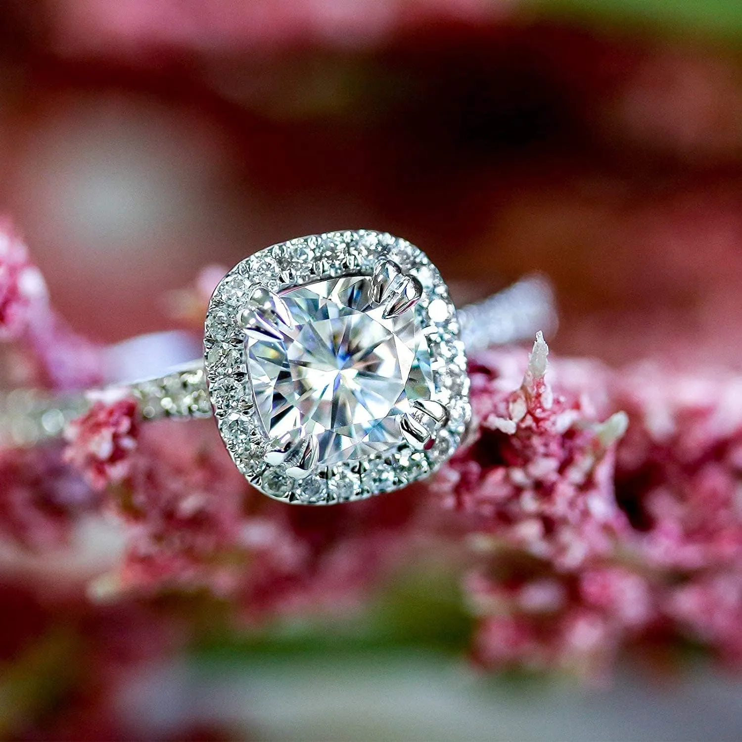 1-2CT Moissanite Rings, Round Cut Square Halo Engagement Rings w/Light Box, VVSI Excellent D color, Platinum Plated Wedding Bands, Size from 4.5 to 9