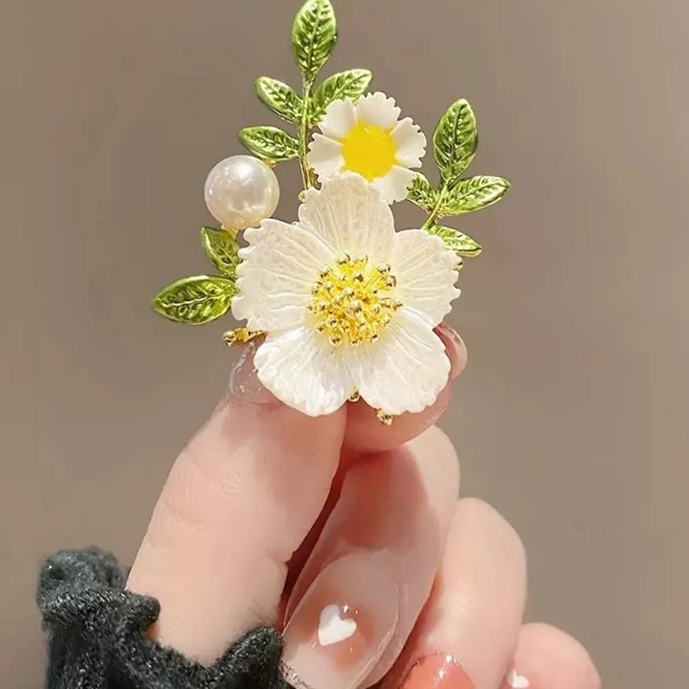 2PCS Elegant Brooch Pins for Women - Stylish Design Cubic Zirconia Lapel Pin Jewelry for Ladies Sweater Scarf Coat Dress Animal Brooches and Pins for Women