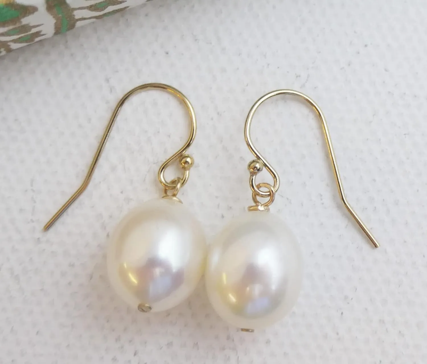 9-11mm Cultured Freshwater Pearl Gold Filled Drop Dangle Earrings - Handmade Gemstone Jewelry Gift Ideas for Women - Wedding and Bridal Jewellery - Classic Earrings - Birthday Gift