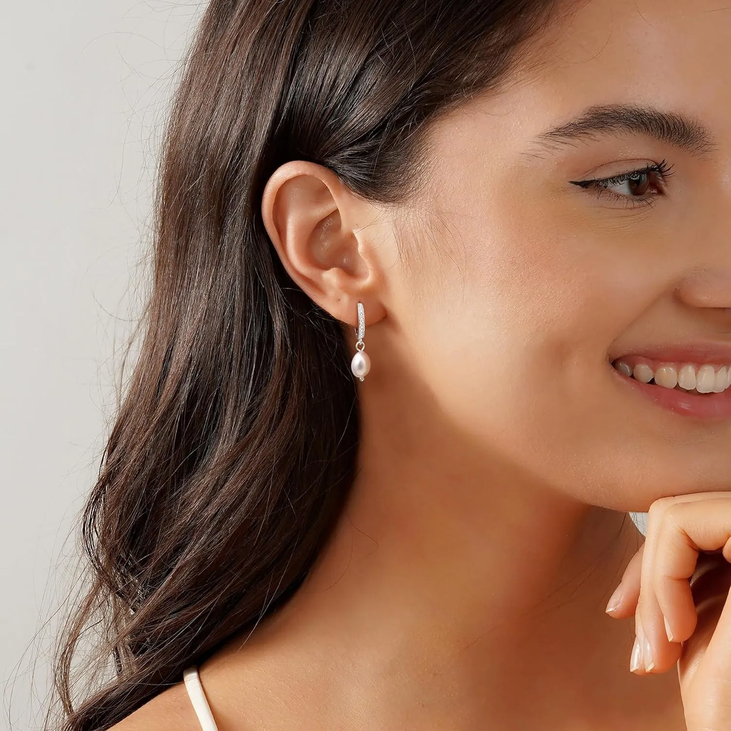CHESKY 14k Gold Plated Pearl Hoop Earrings for Women - Trendy Chunky Drop Dangle Huggie Earrings - Hypoallergenic Statement Jewelry Gifts for Her