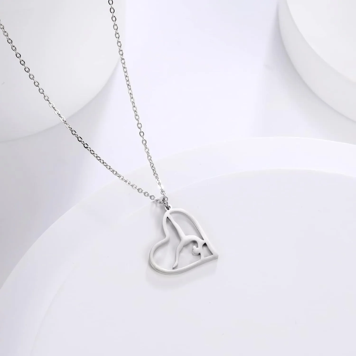 Dreamtimes Heart Rhythmic Gymnastics Necklaces Women Elegant Tumbling Girl Dancer Pendant Necklace Fashion Trend Jewelry Sporty Cheer Up Gifts