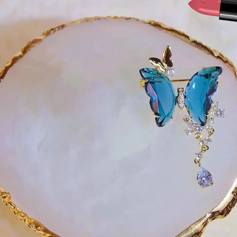 Elegant Floral Brooch Pins for Women - Stylish Personalized Design Rhinestone Lapel Pin Jewelry for Ladies Flower Sweater Scarf Coat Dress Brooches and Pins for Women