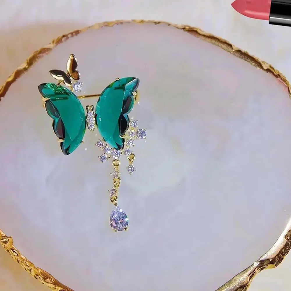 Elegant Floral Brooch Pins for Women - Stylish Personalized Design Rhinestone Lapel Pin Jewelry for Ladies Flower Sweater Scarf Coat Dress Brooches and Pins for Women