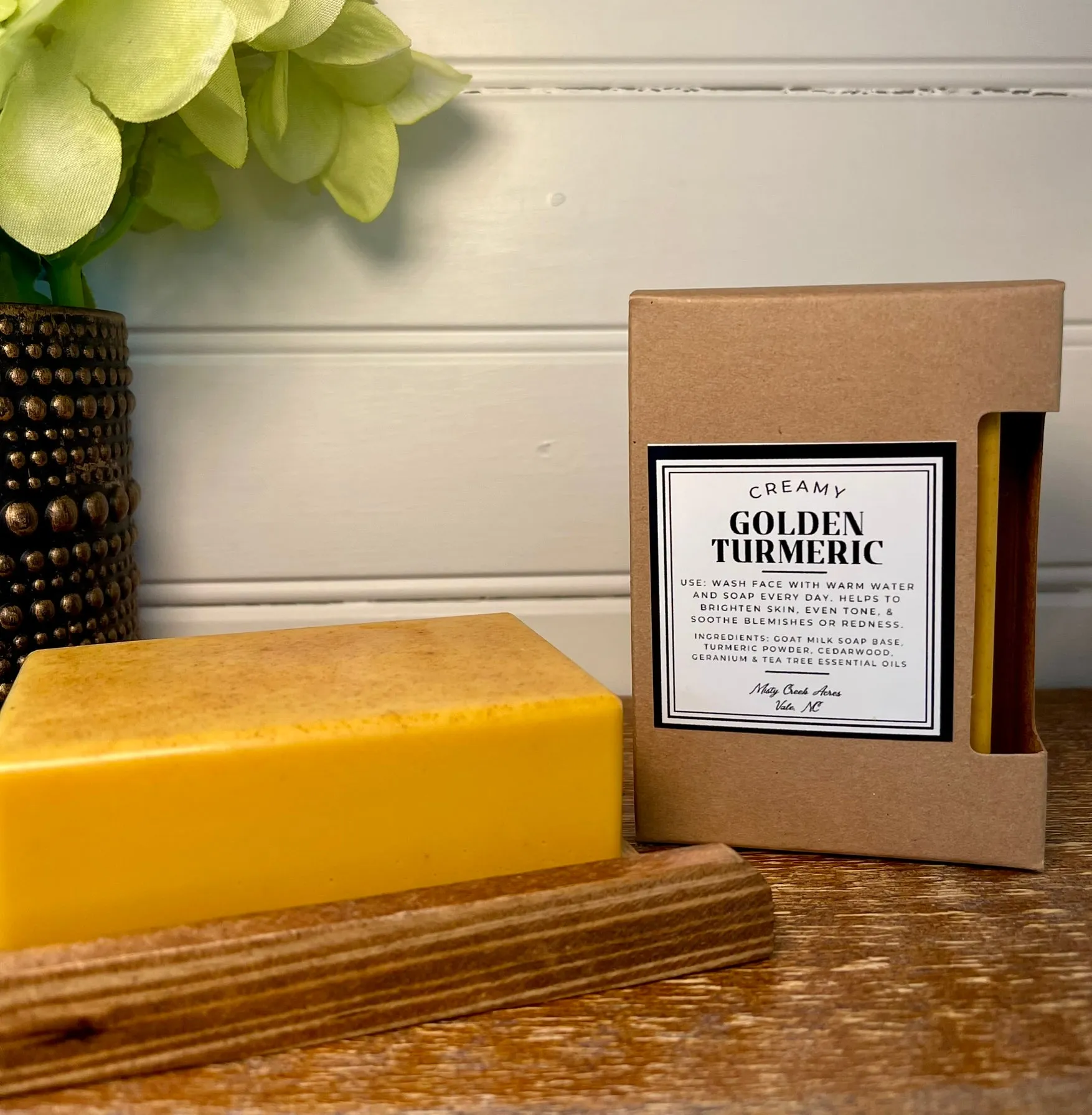 Golden Turmeric Goat Milk Soap – Nourishing & Clarifying