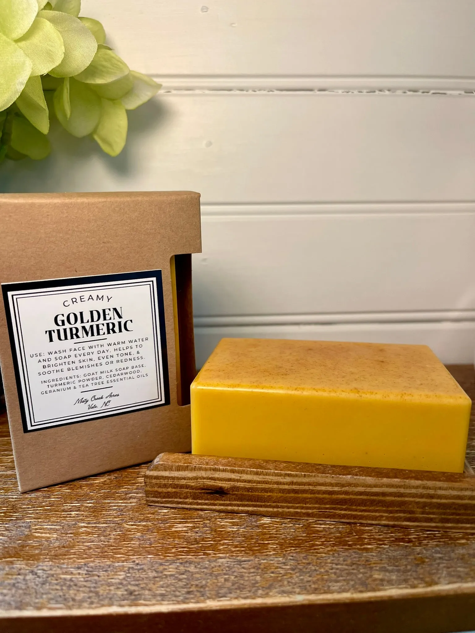 Golden Turmeric Goat Milk Soap – Nourishing & Clarifying