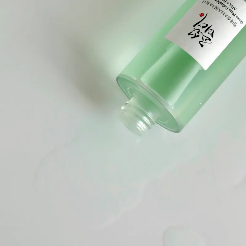 Green Plum Refreshing Toner : AHA   BHA