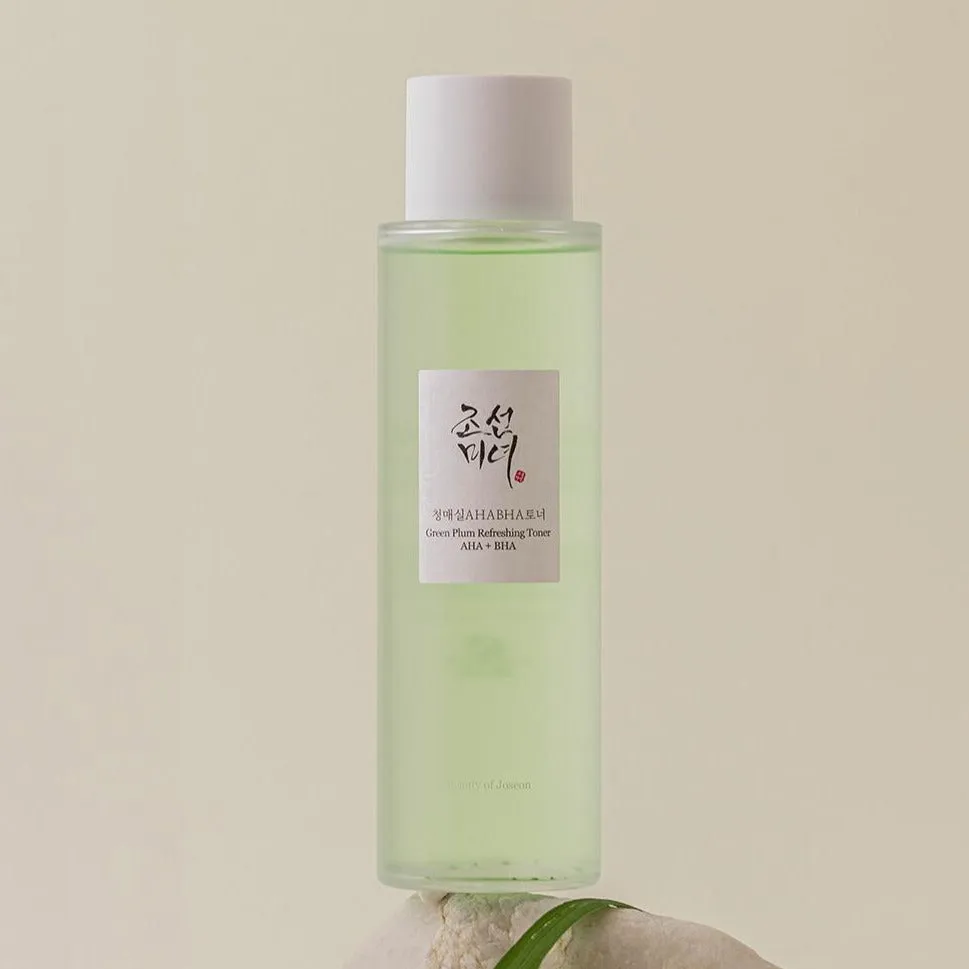 Green Plum Refreshing Toner: AHA   BHA