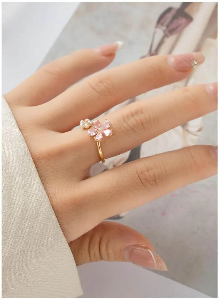 Kokoma Dainty Flower Ring for Women Sparkling Cubic Zirconia Daisy Open Statement Rings Pearl Chic Engagement Promise Ring Wrap Finger Band