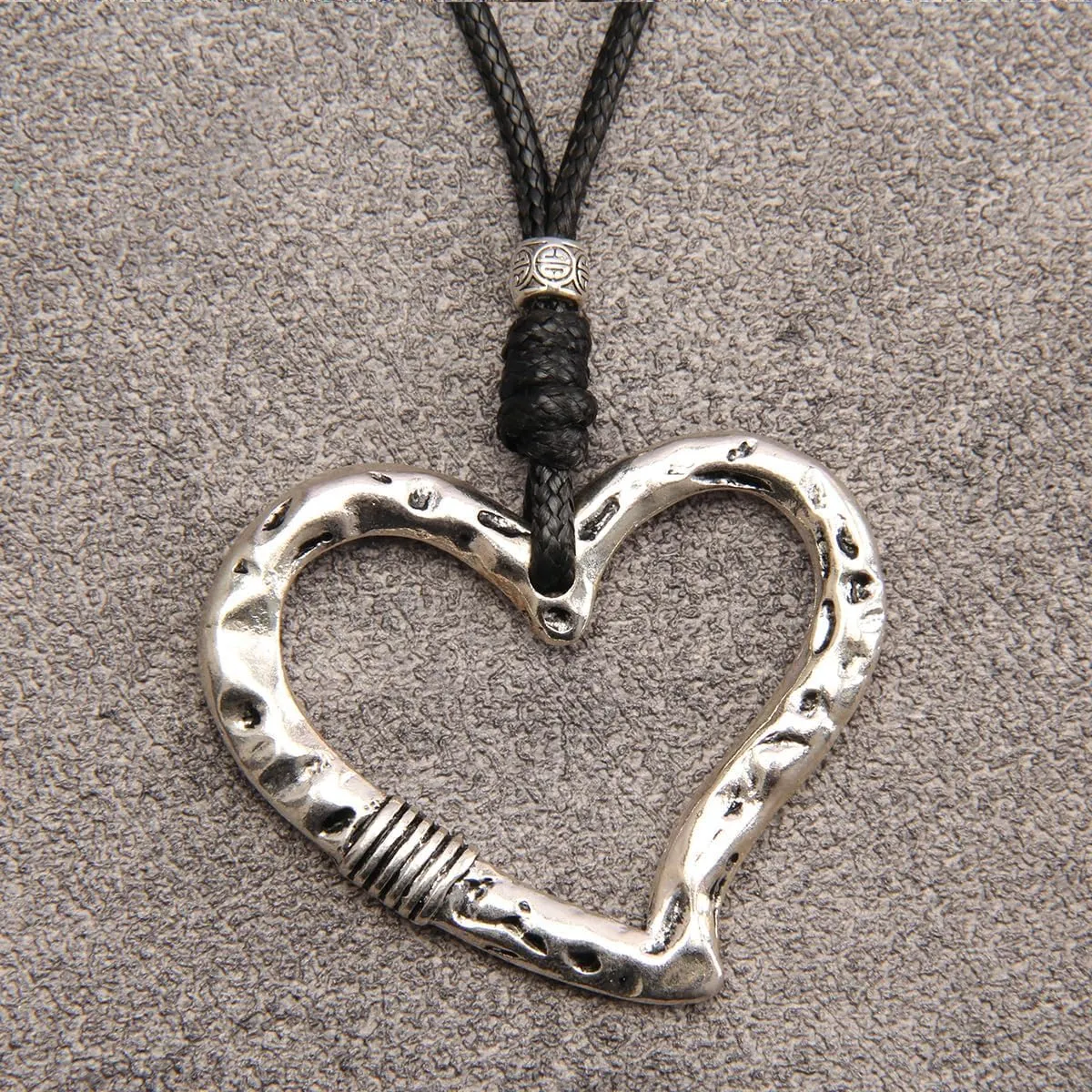 Long Necklace for Women Bohemian Necklaces Long Choker Necklace Handmade Black Leather Necklace Hippie Style Jewelry
