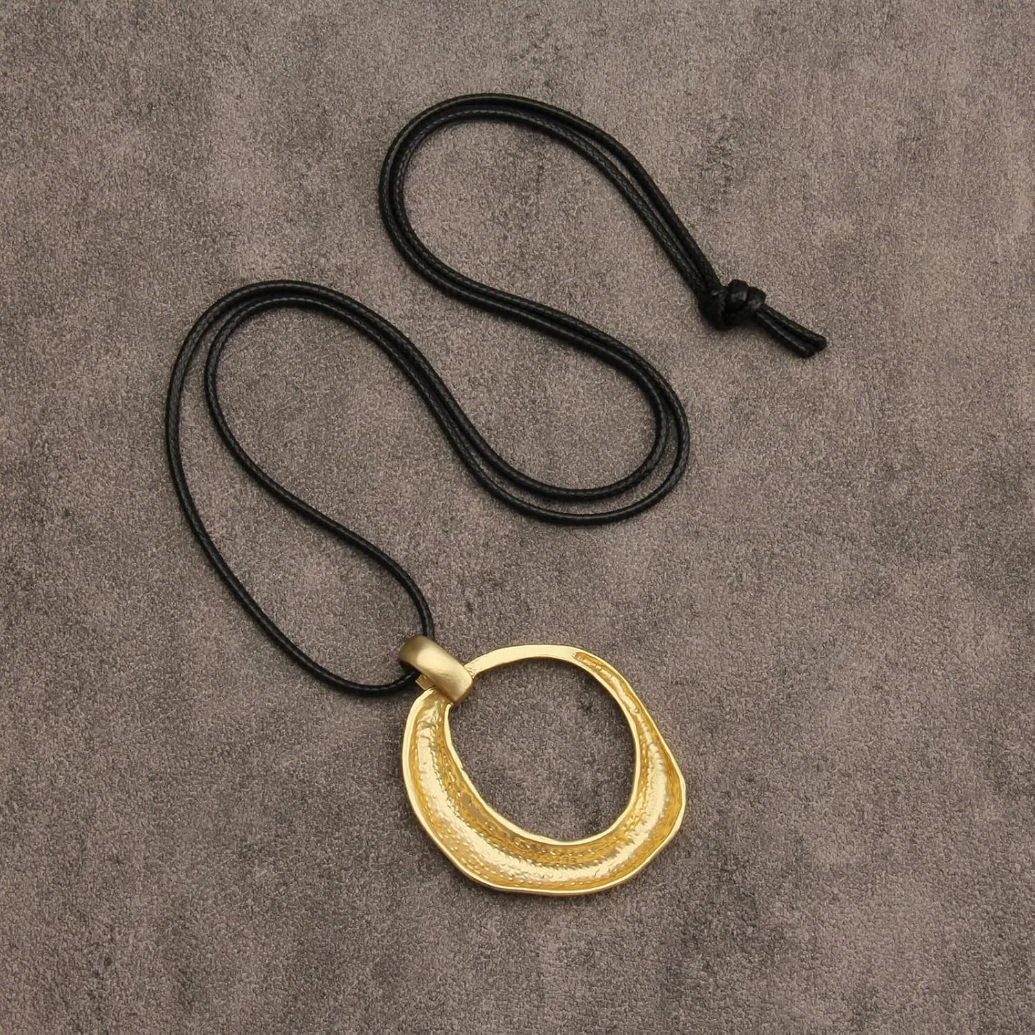 Long Necklace for Women Bohemian Necklaces Long Choker Necklace Handmade Black Leather Necklace Hippie Style Jewelry