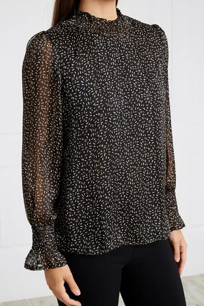 LONG SLEEVE SHIRRED BLOUSE