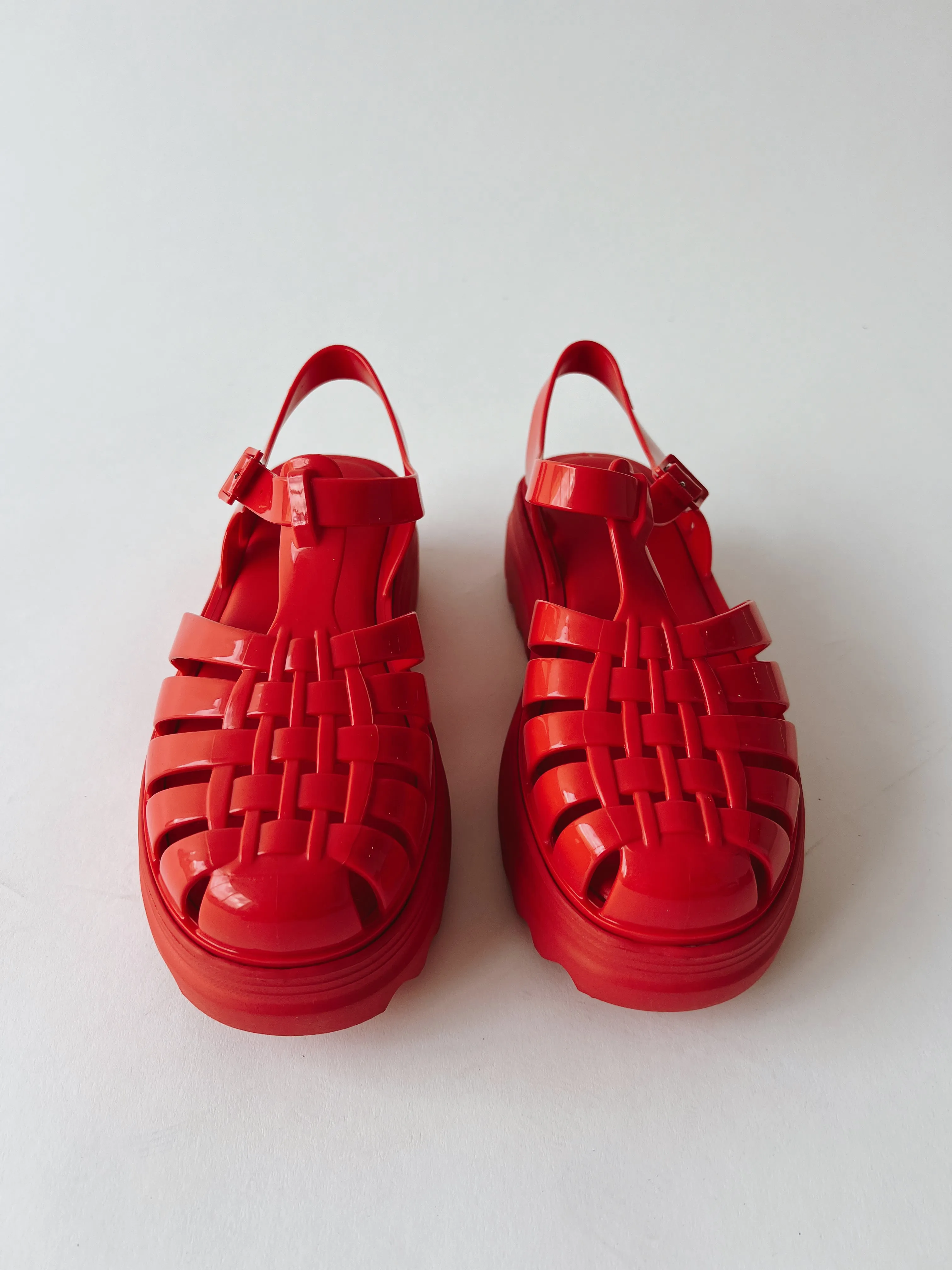 Melissa: Possession Platform II in Red