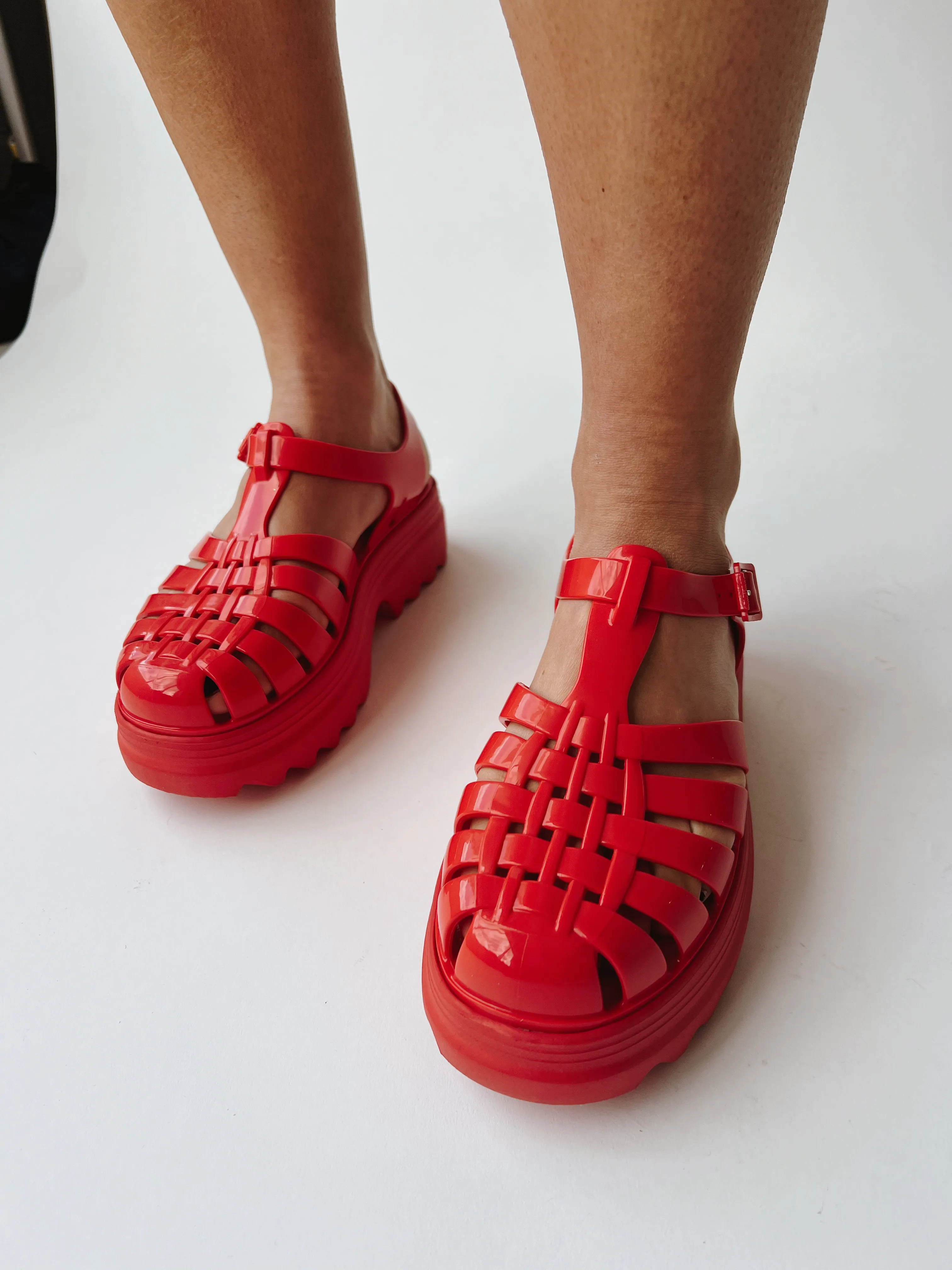 Melissa: Possession Platform II in Red