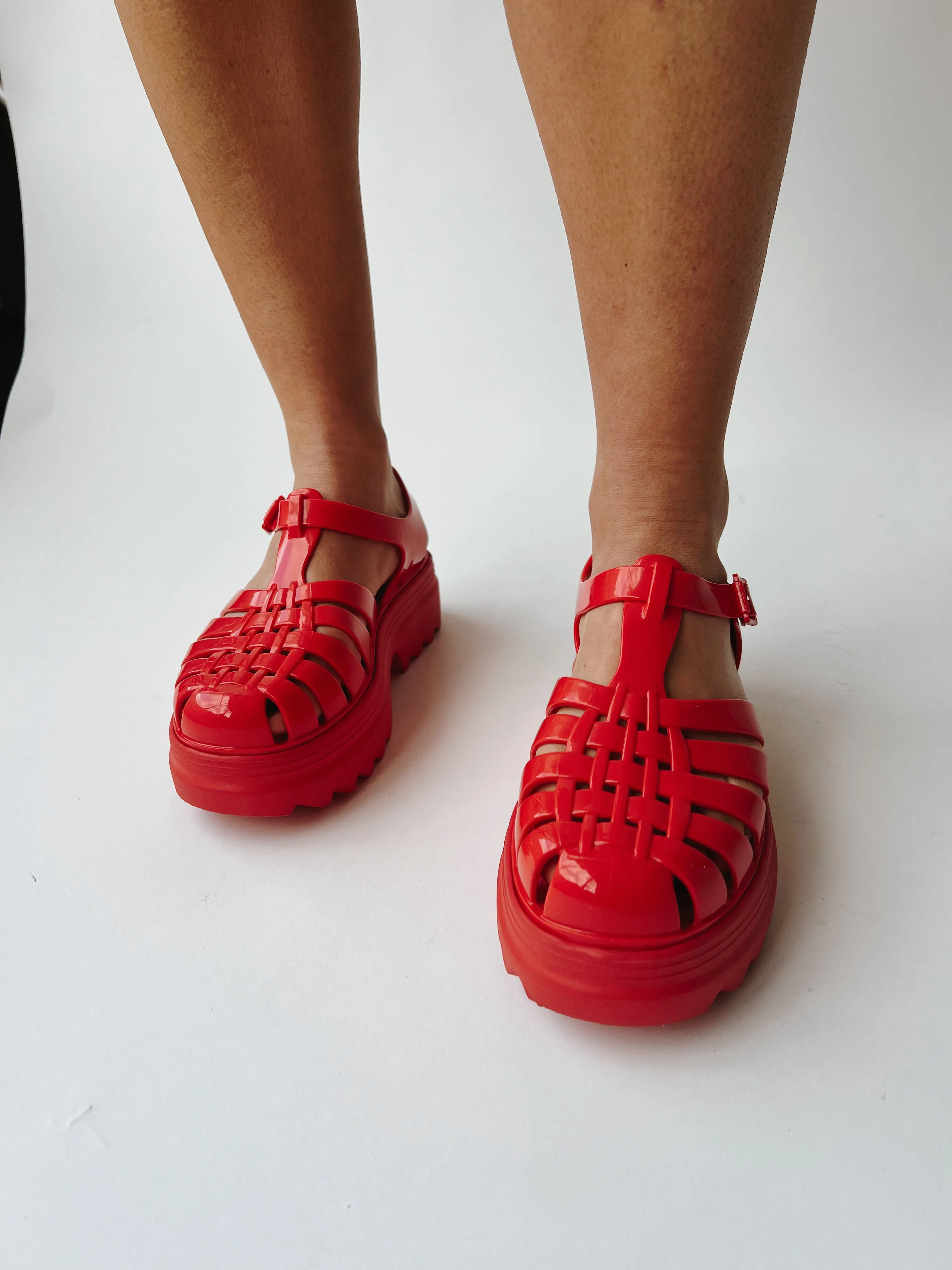 Melissa: Possession Platform II in Red