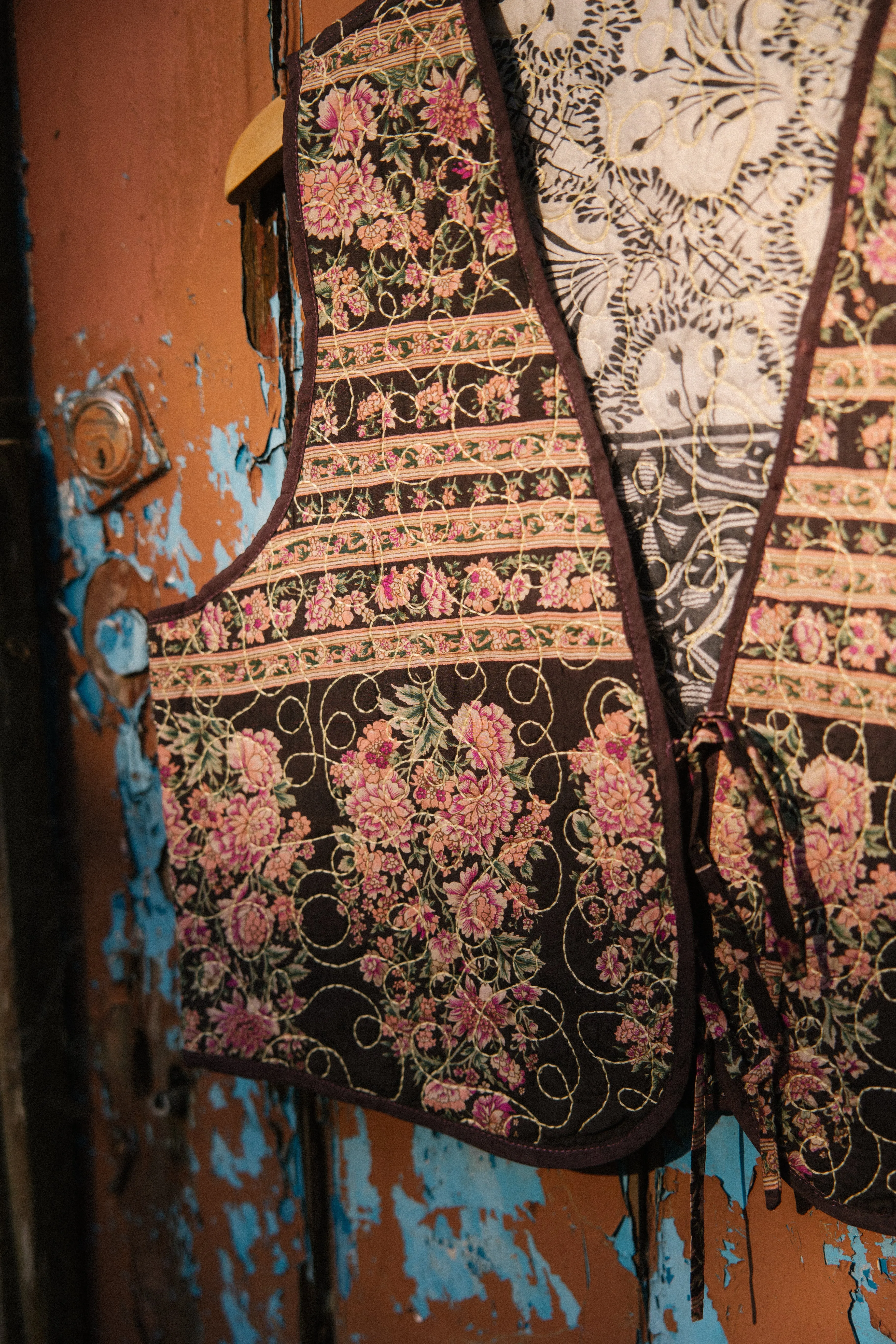 Melissa Silk Reversible Waistcoat L - 077