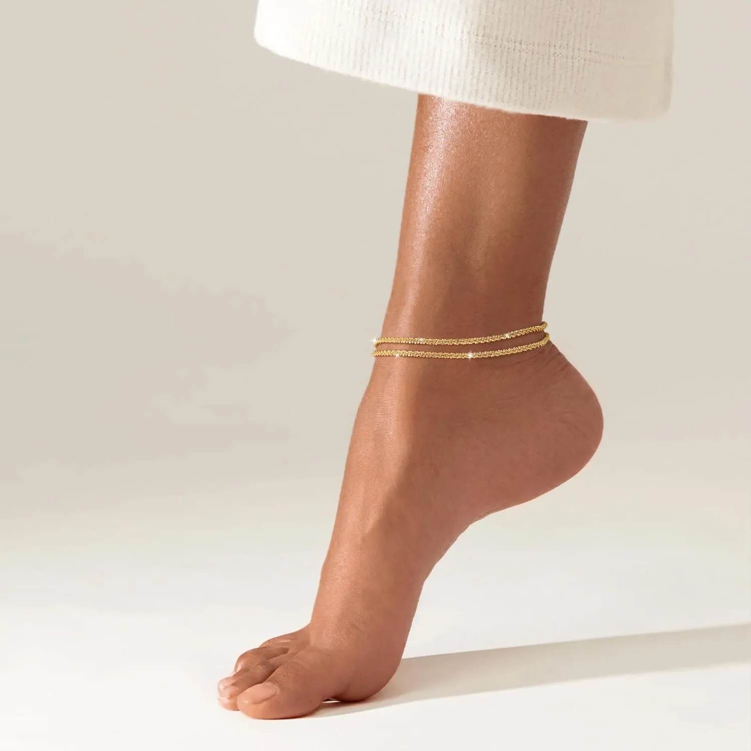 Moodear Sterling Silver Ankle Bracelets for Women - Dainty Layered Waterproof Anklet for Women Adjustable Glitter Gold Plated Anklets Stackable Moon Pendant Summer Beach Anklet Set for Women