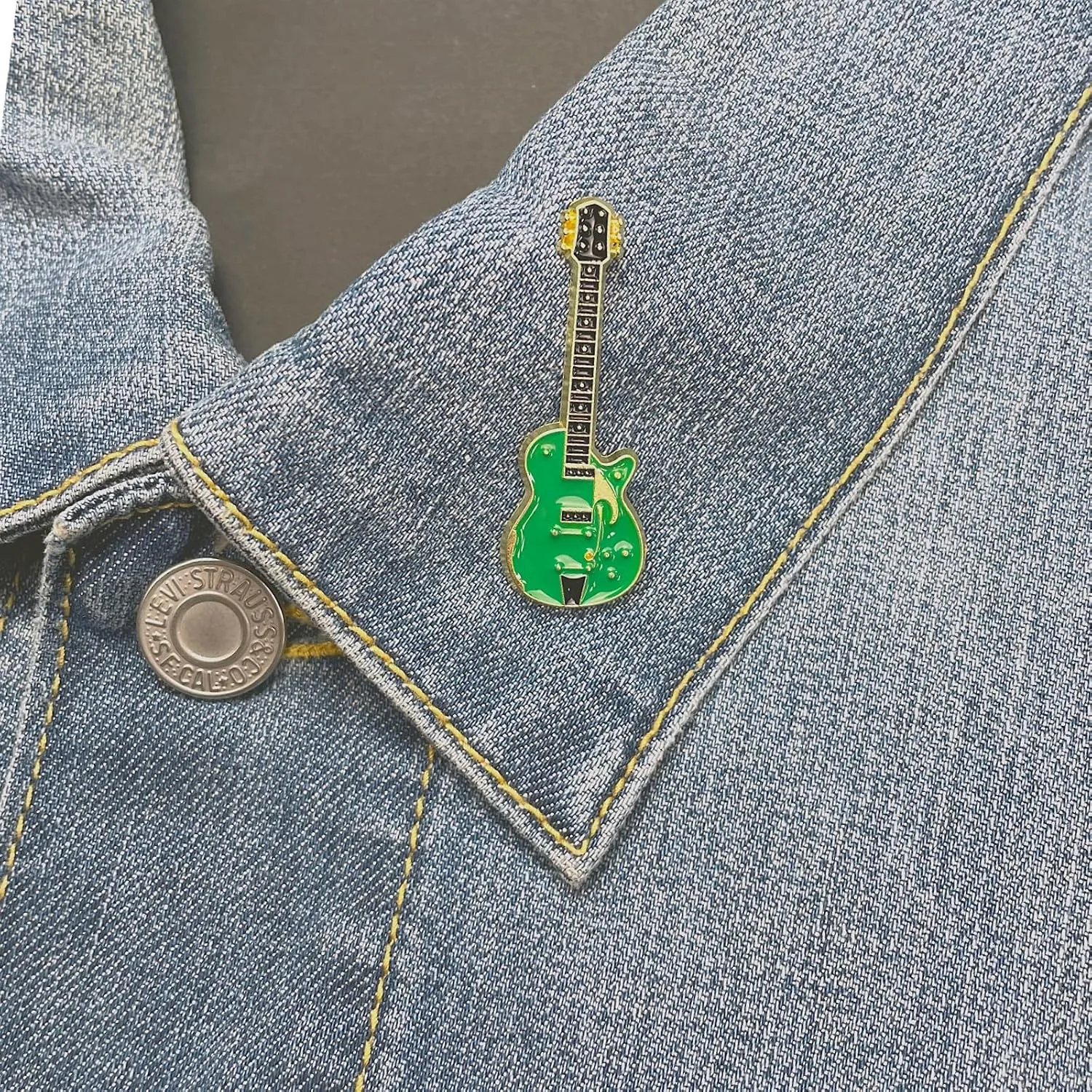 Music Enamel Pins, Guitar Piano Cello Pins for Backpacks, Musician Musical Instrument Music Note Emblem Bedge Brooches Lapel Lanyard Pins for Lanyard, Bags, Hats, Caps, Clothes, Vest, Jackets.
