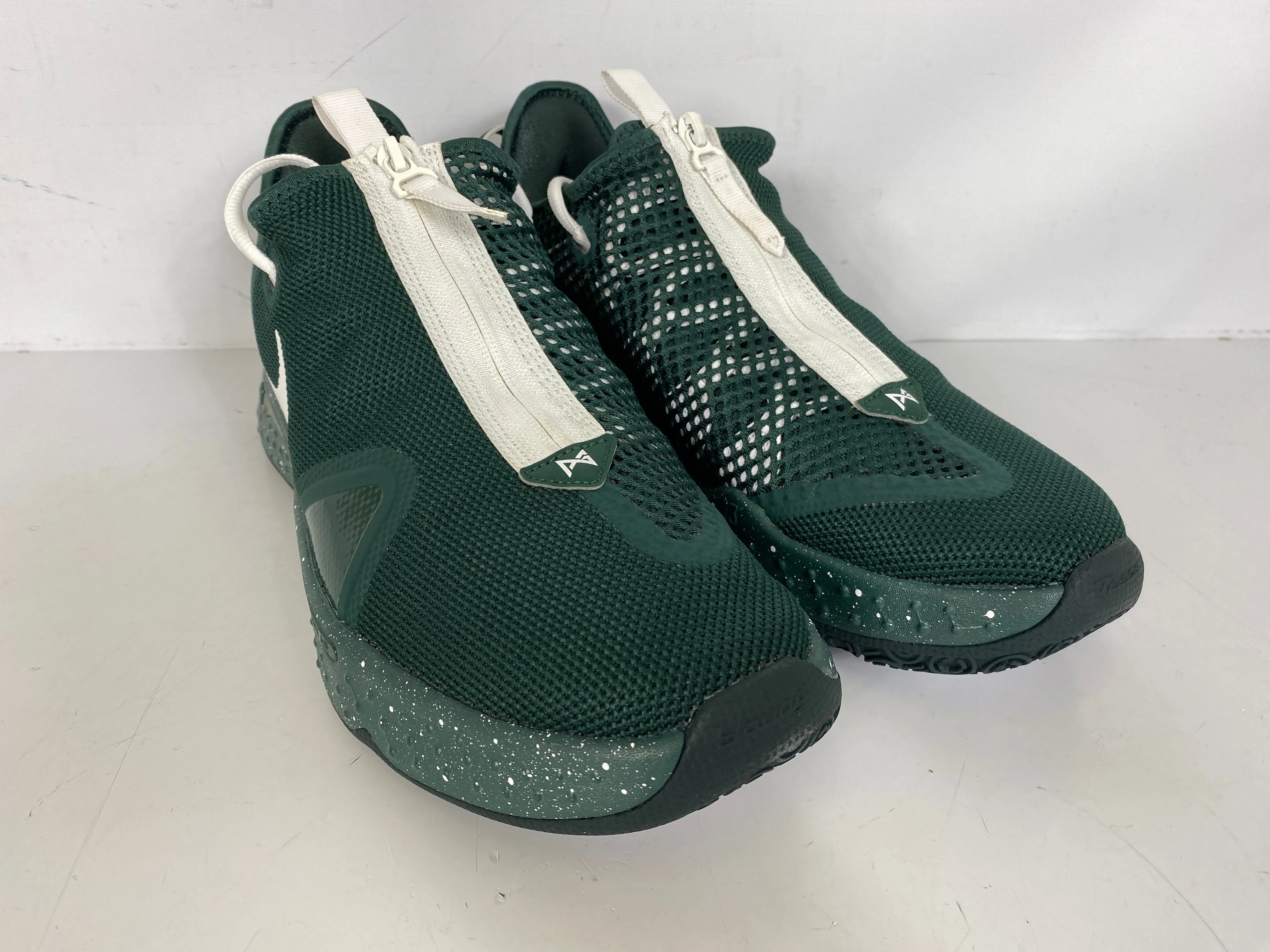 Nike Green PG4 Basketball Shoes Men's Size 15