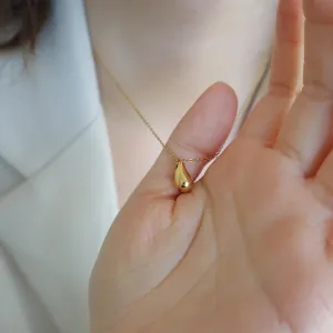 ONLYJUMP 14K Gold Plated Tear Pendant Necklaces for Women Dainty Minimalist Teardrop Necklace Simple Elegant Waterdrop Necklaces Silver Chain Necklace Layering Cute Pendant Choker Necklace Trendy Jewelry Gift
