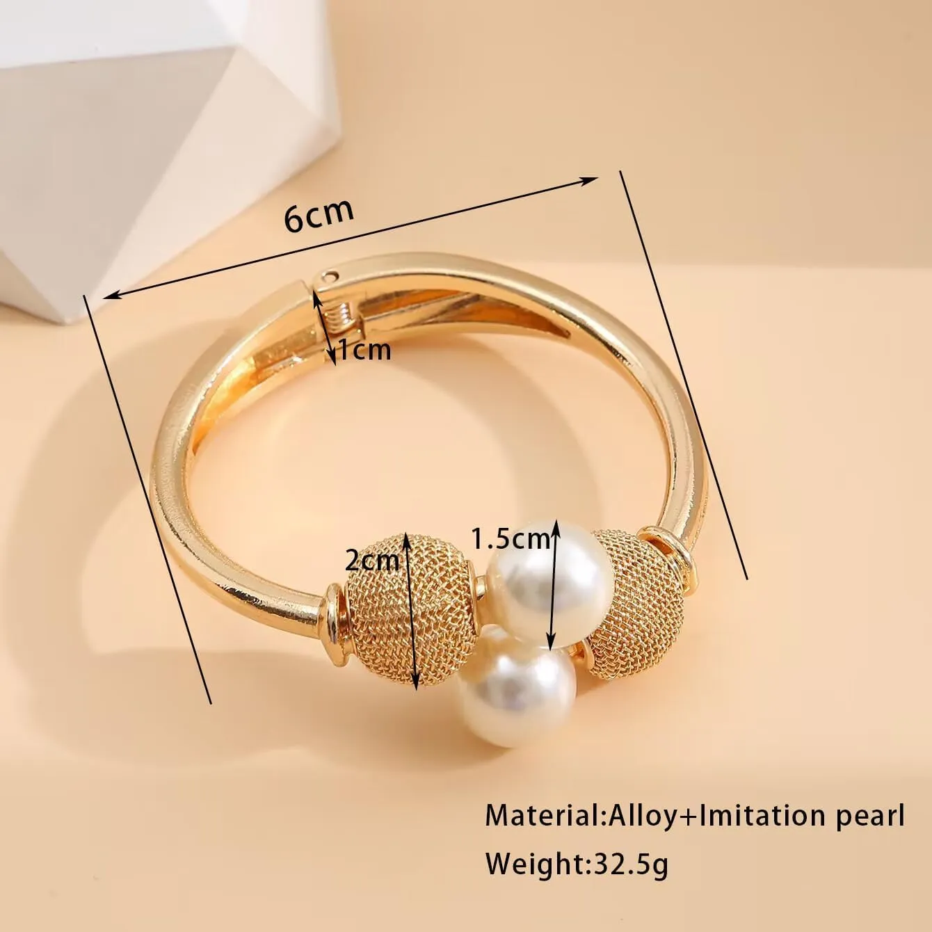 Pearl Bracelet for Women Dainty Gold Bangles Bracelet Prom Jewelry Rhinestone Bracelet Crystal Bracelet Wedding Jewelry for Brides Bridesmaid Gifts
