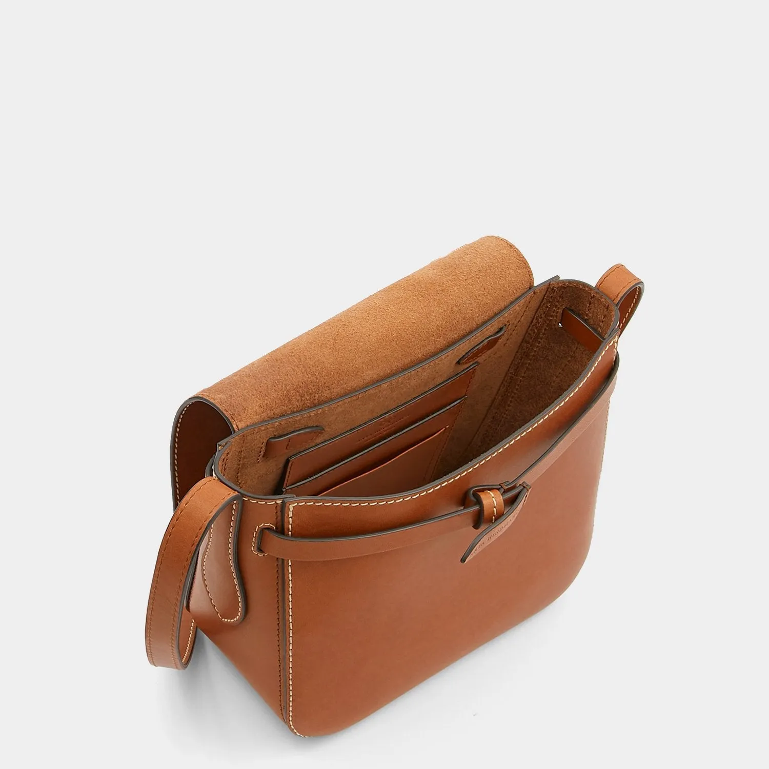 Nature-Inspired Cross-Body Bag: Eco-Friendly and Stylish