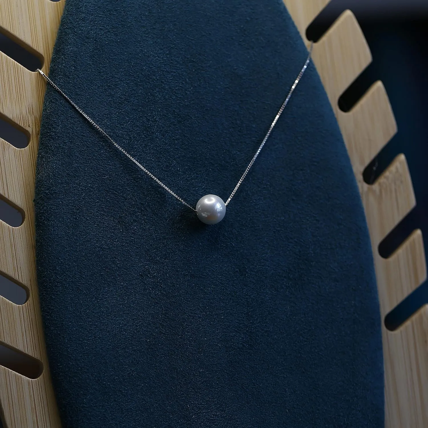 Simple Pearl Necklace for Girls, 10mm Shell White Pearl Pendant with Sterling Silver Adjustable Cable Chain, Gifts for Women and Teenage Girls