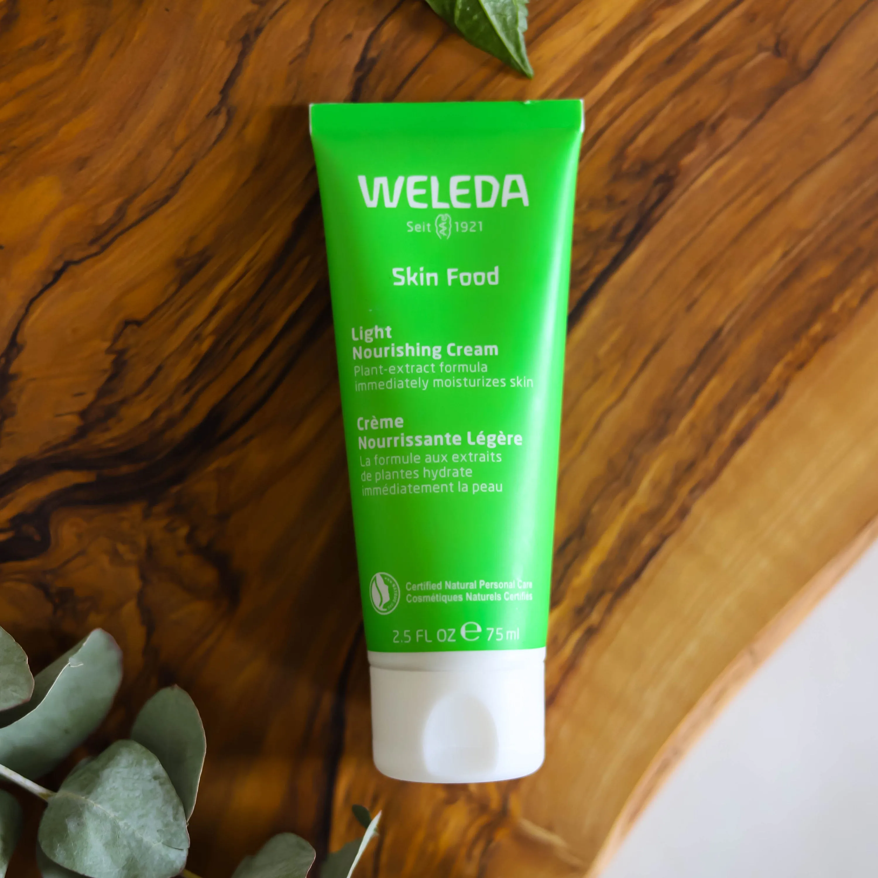 Skin Food Light Nourishing Cream