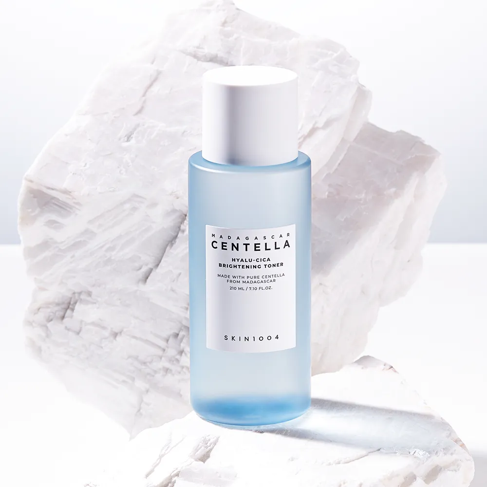 Skin1004 Madagascar Centella Hyalu-Cica Brightening Toner 210ml