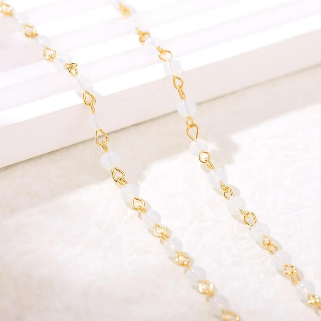 Tgirls Boho Beaded Necklace Crystal Sun Pendant Necklaces Opal Hippie Sun Choker Necklace Seed Bead Necklace Jewelry for Women