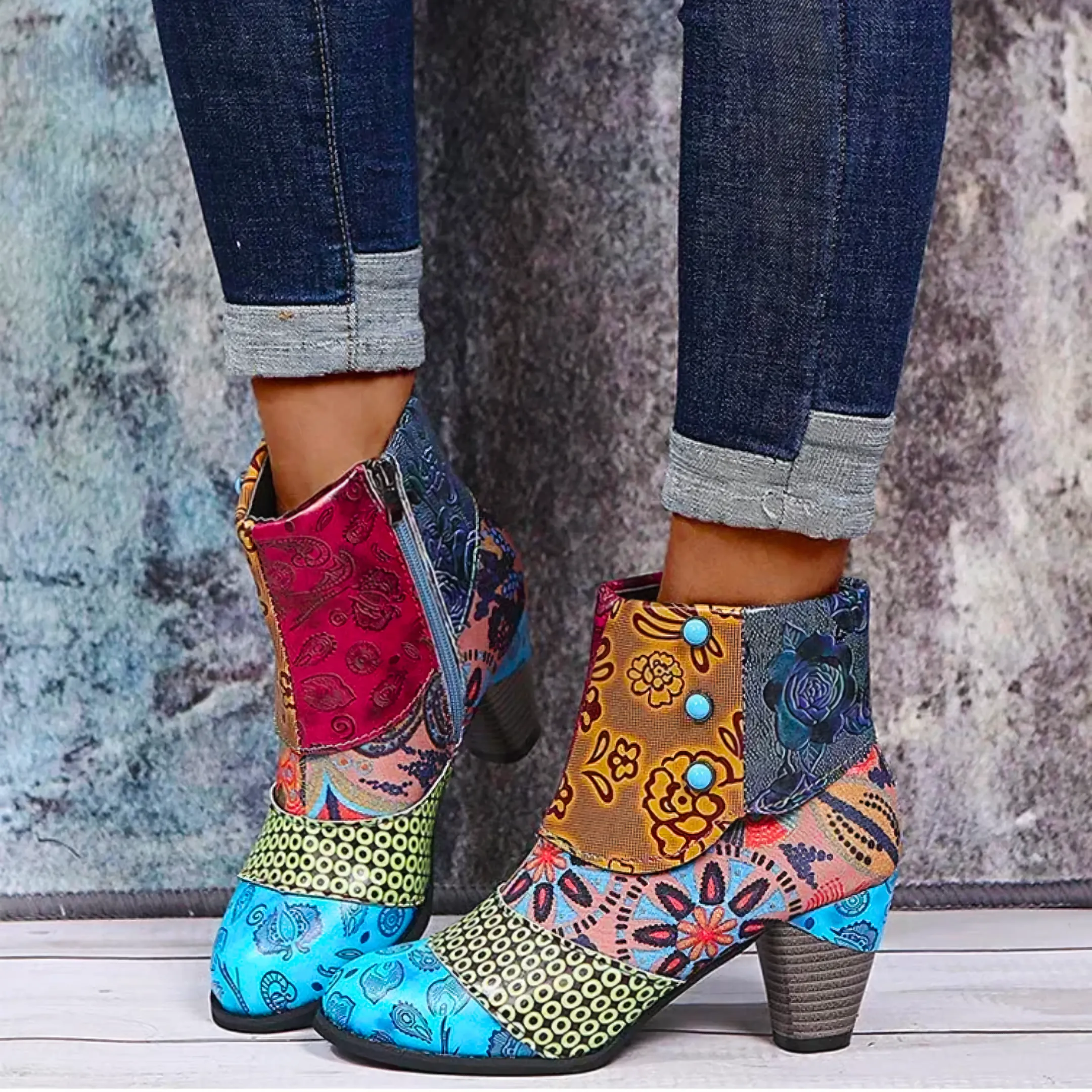 Trendy and supportive orthopedic Boots 