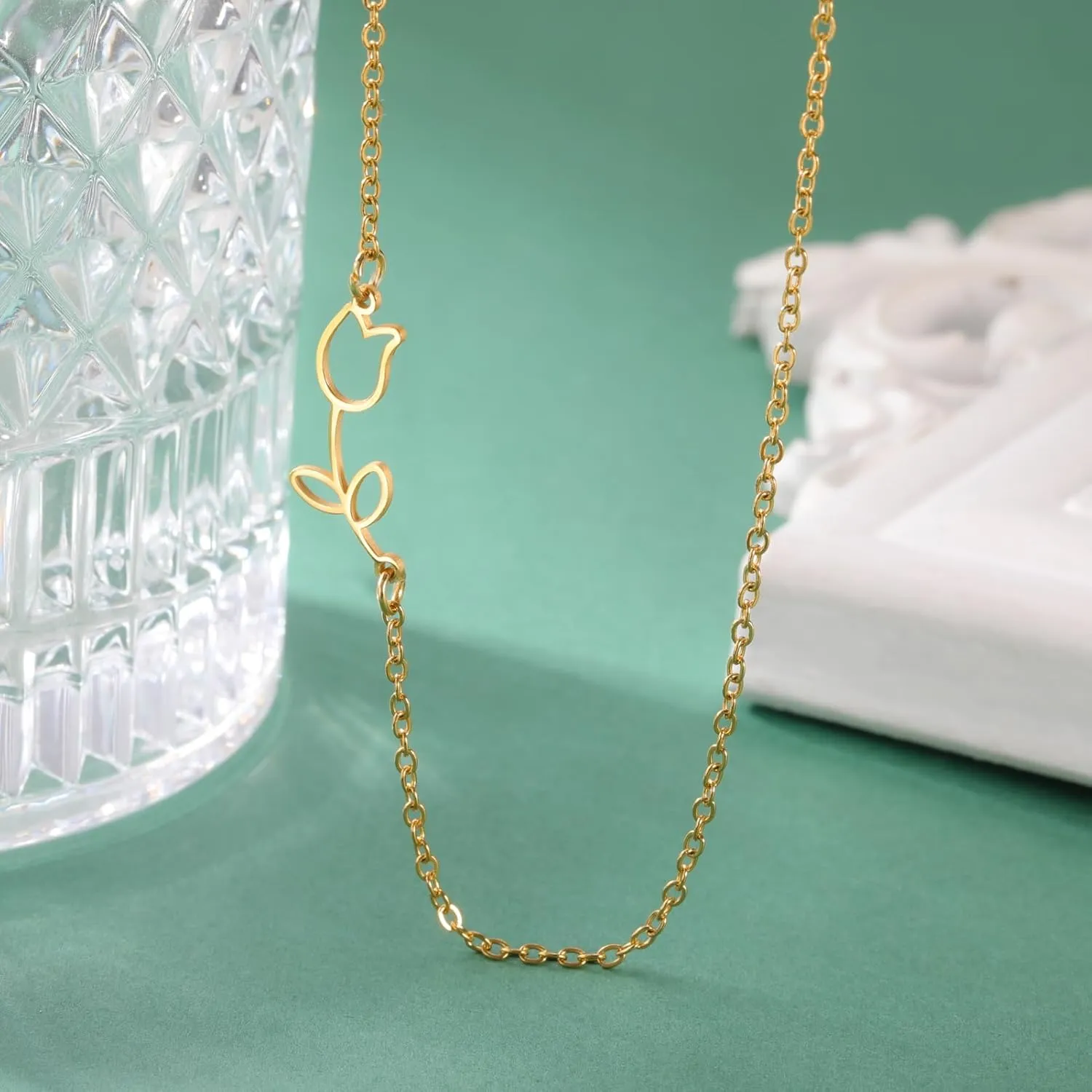 UNIFT Tulip Heart Necklace for Women Stainless Steel Dainty Elegant Opening Heart Tulip Flower Pendant Necklace Mother Tulip Lover Gift