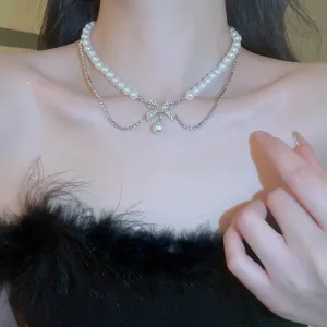 Vintage Baroque Pearl Beaded Pendant Necklace for Women,Classic Bowknot Rhinestone Handmade Layered Choker Necklace,Charming Wedding Jewelry Gifts