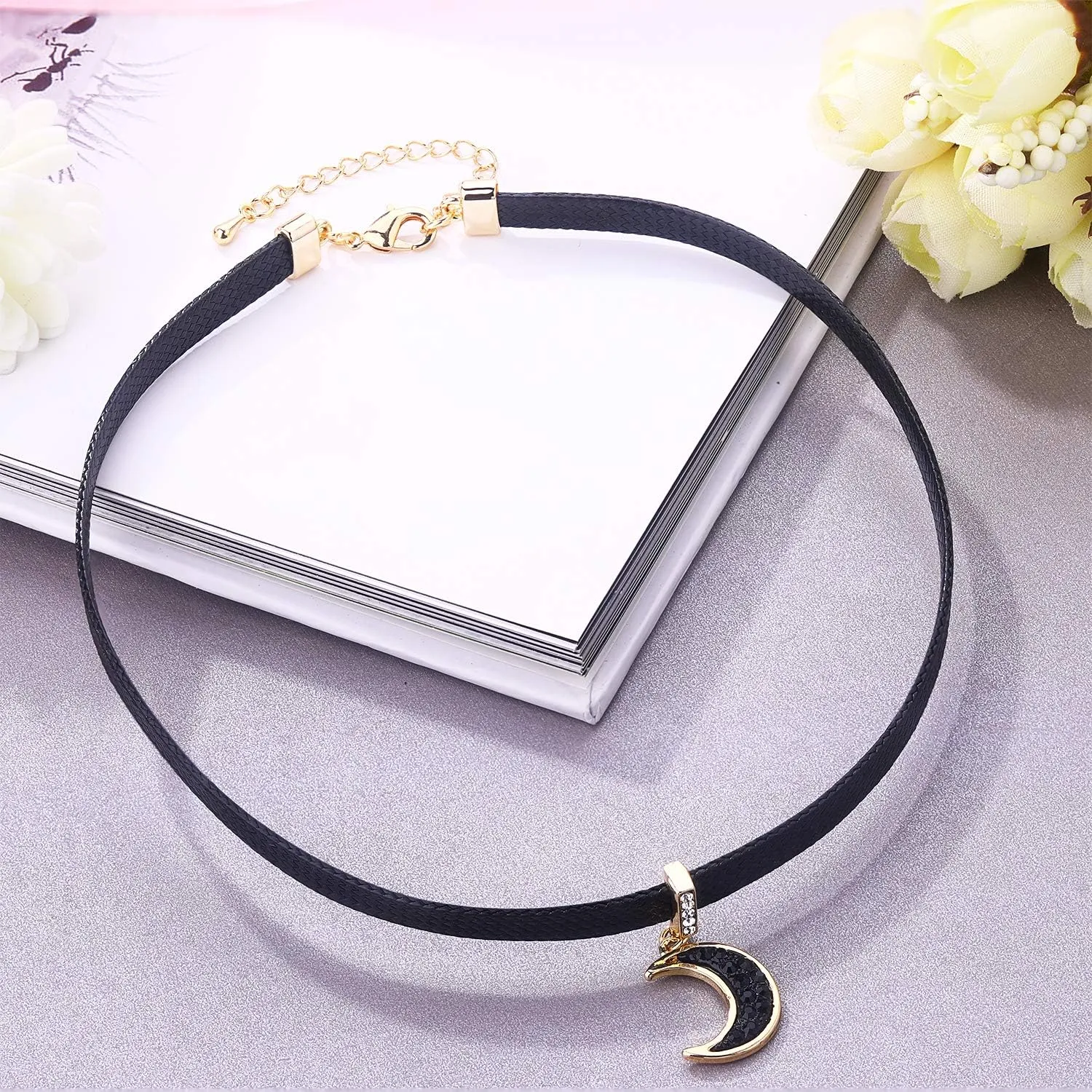 Yonhon Black Choker Necklace for Women,Gold/Siver Tone Choker Necklace with Elegant Pendant