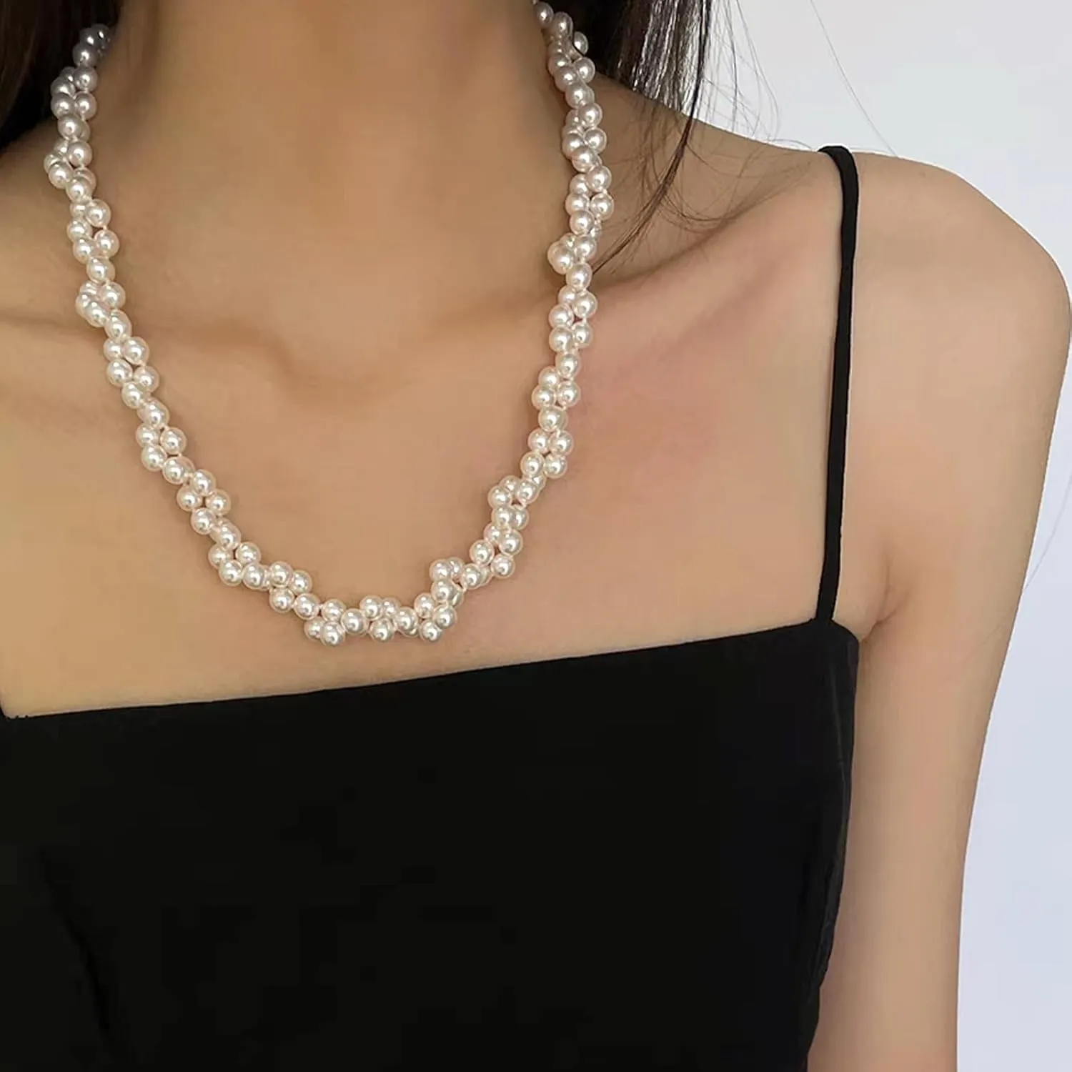 Zeffy Pearl Necklace 4MM/6MM/8MM Dainty Round Imitation Pearl Choker Necklace Wedding Pearl Necklace Delicate Jewelry for Women Simple Bridesmaid Jewelry Gifts